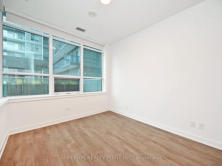 30 Upper Mall Way #A214 — Photo 21