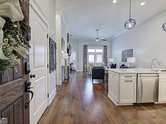 5th image of 1 E 3rd Ave Unit 313