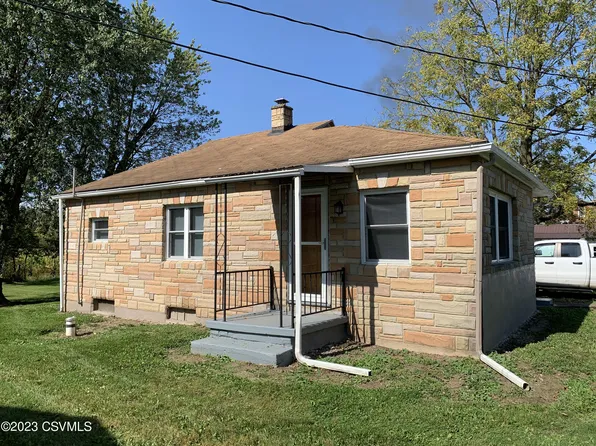 2020 Shakespeare Rd, Milton, PA 17847