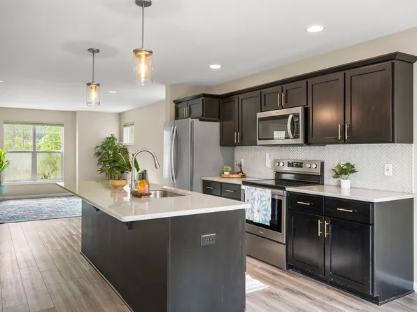 5844 Lien Rd, Madison, WI 53718