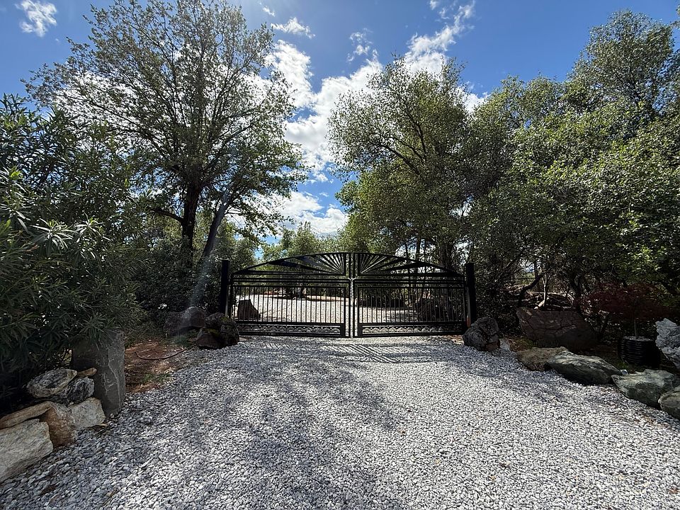 1st image of 12333 Quartz Hill Rd