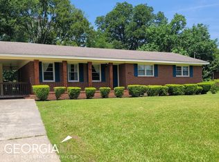2134 Robin Hood Rd, Macon, GA 31206