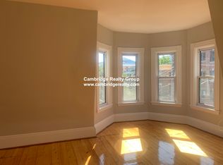 10 Sumner Rd APT 8, Cambridge, MA 02138