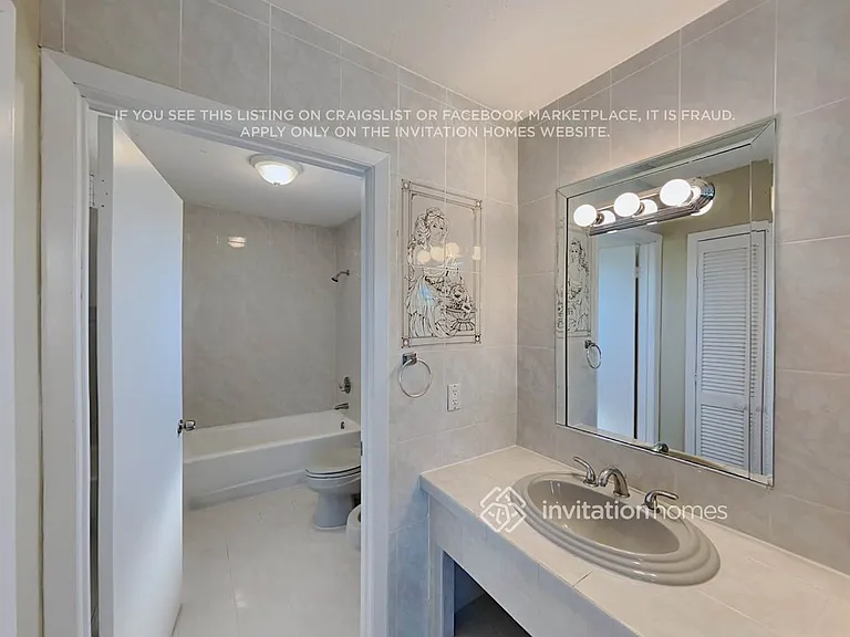 6435 SW 32nd St — Photo 15