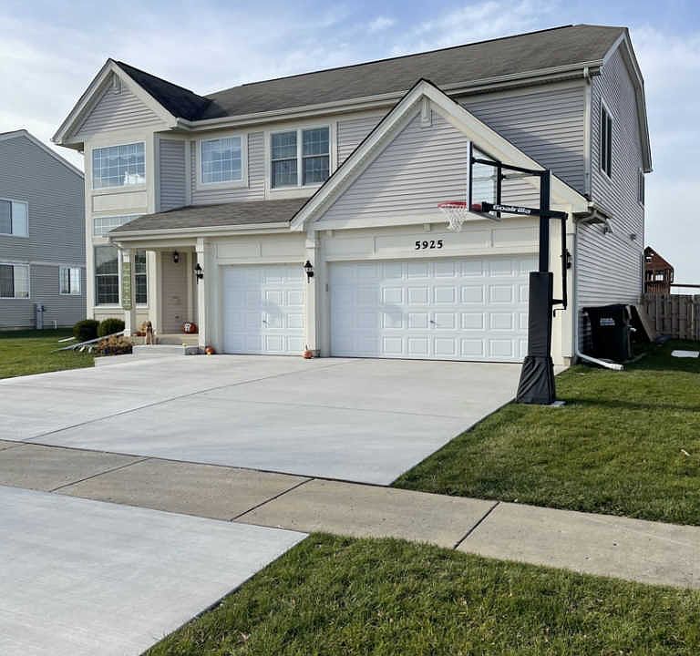 1st image of 5925 Lucerne Ln