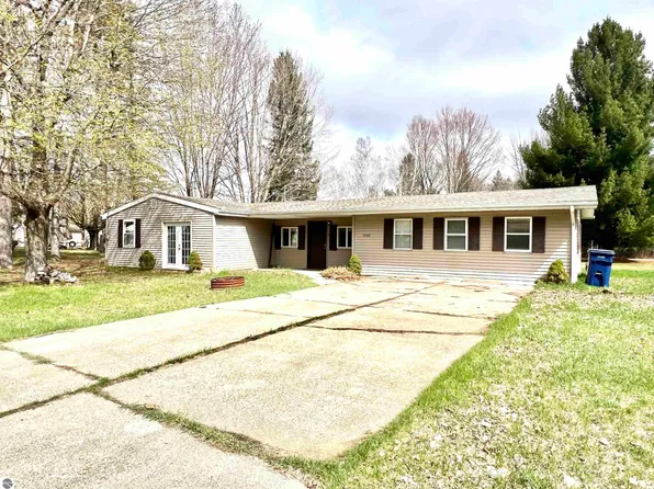 4784 1st St, Barryton, MI 49305