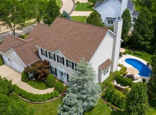 265 Chestnut Hill Dr, O'Fallon, MO 63368