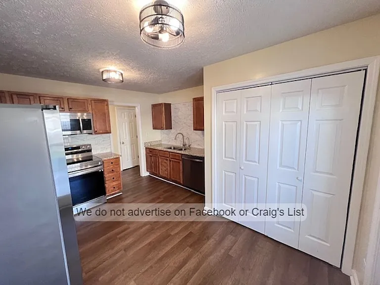 1745 Cherry Point Dr — Photo 4