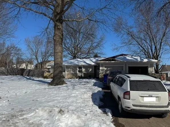 13007 S Chippewa Cir, Olathe, KS 66062