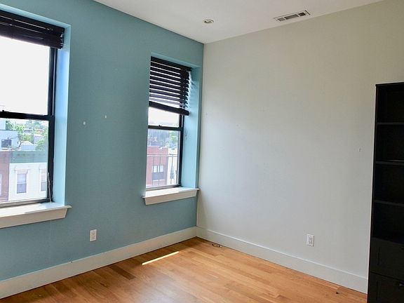 2nd image of 269 Kosciusko St #4F