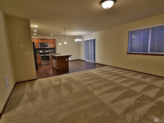 3rd image of 8405 61st Pl NE