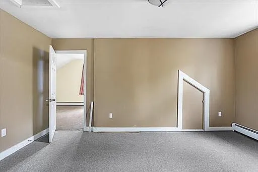 1504 Main St — Photo 3