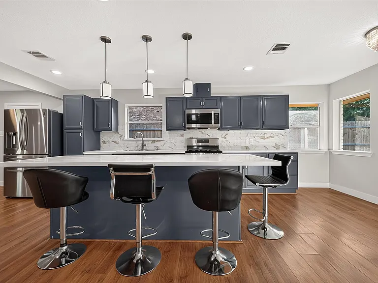 12930 Kimberley Ln — Photo 24