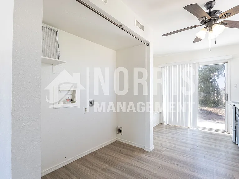 26405 W Sherbundy Dr — Photo 9