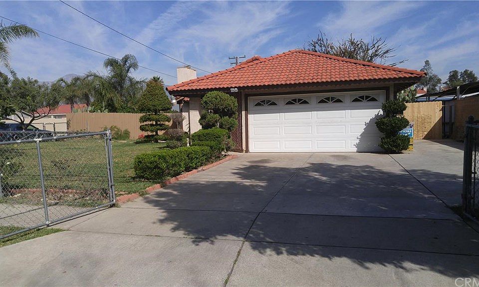 1st image of 15504 Ceres Ave