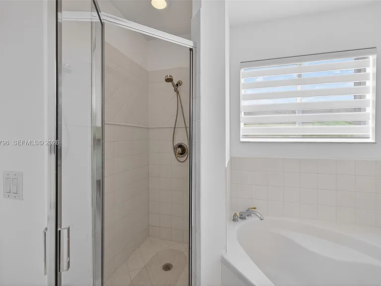 11248 NW 56th St — Photo 33
