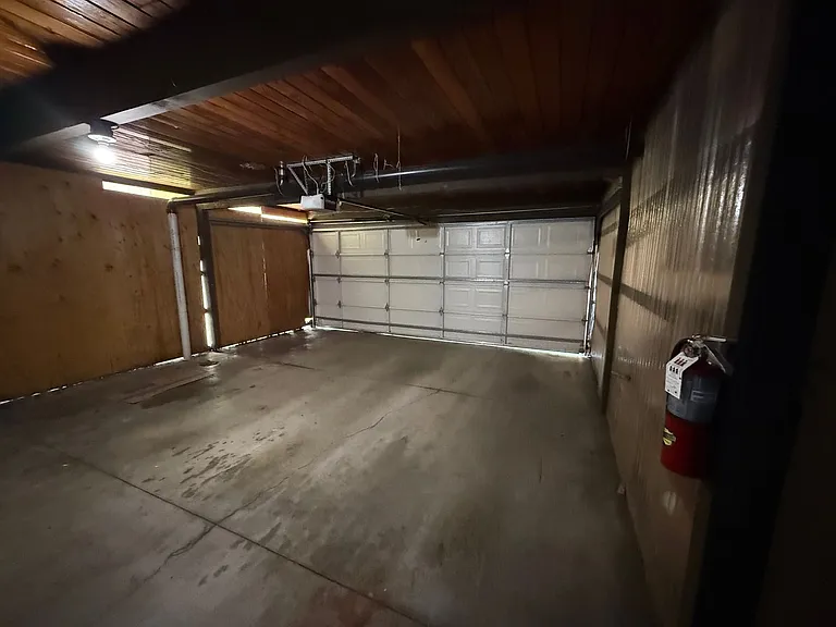 2209 Colby Ave #4 — Photo 18