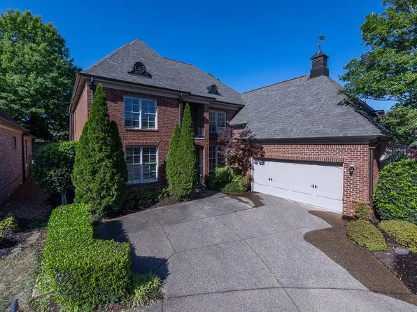 3077 Poplar Grove Ln, Germantown, TN 38139