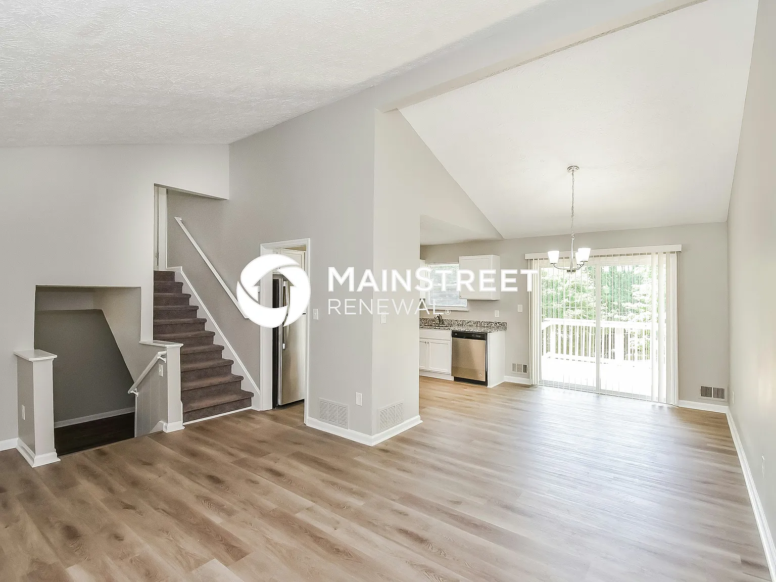 144 Hamlet Court — Photo 2