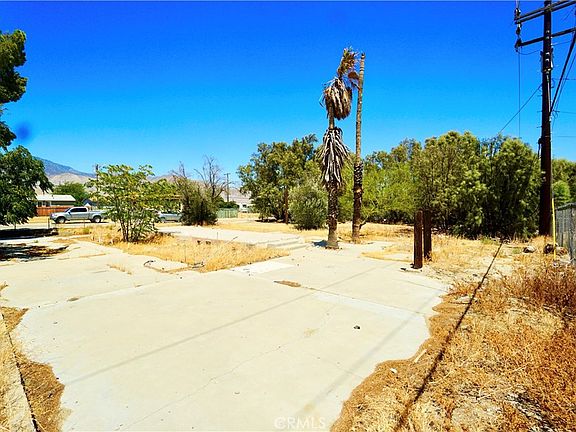 4th image of 52077 Maxine Ave #74