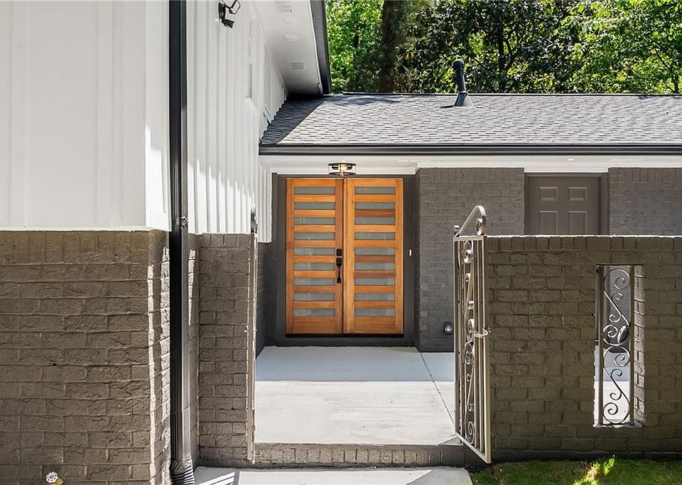 1st image of 1299 Seven Springs Cir