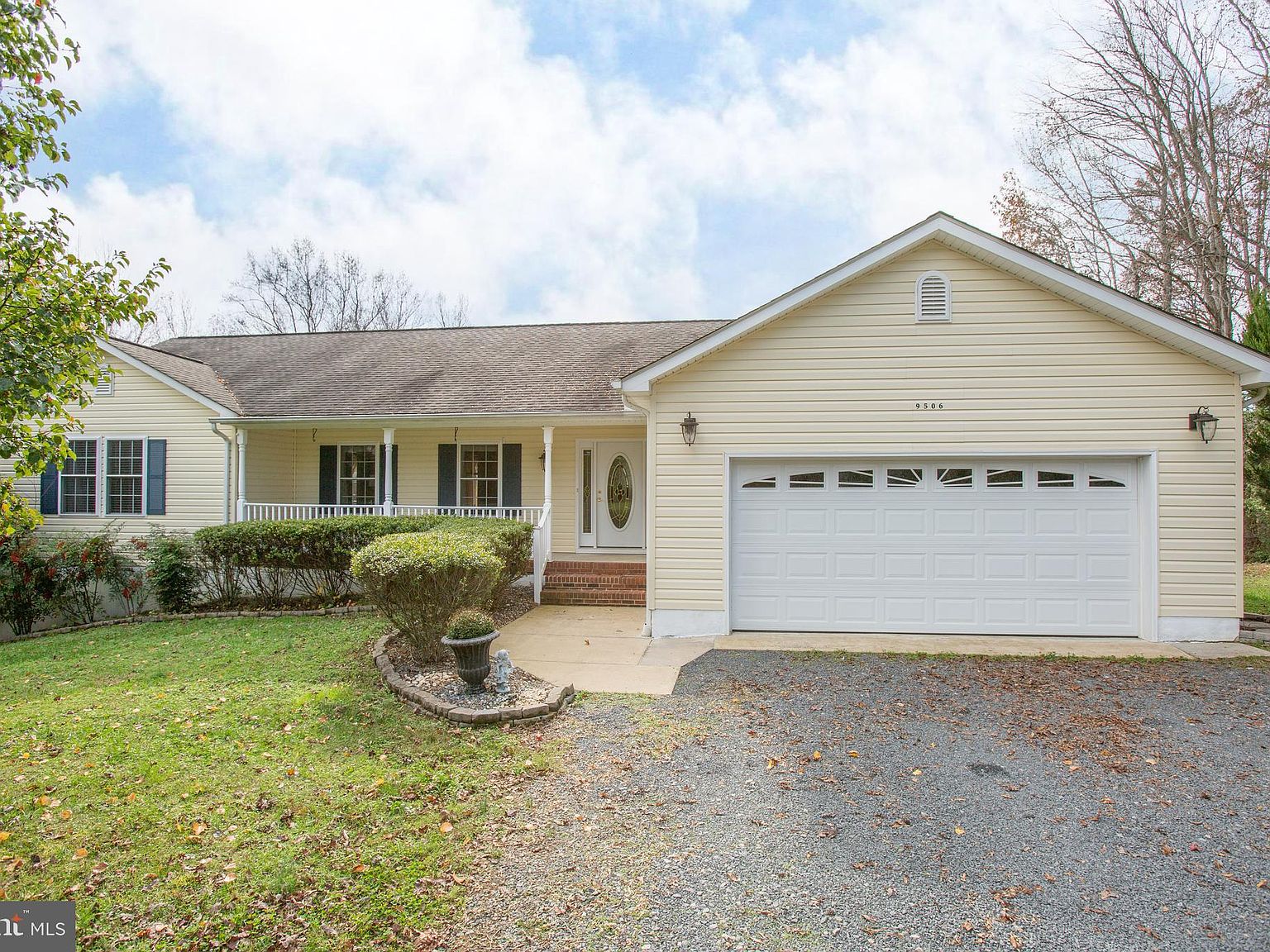 9506 Robert E Lee Dr, Spotsylvania, VA 22551 Zillow