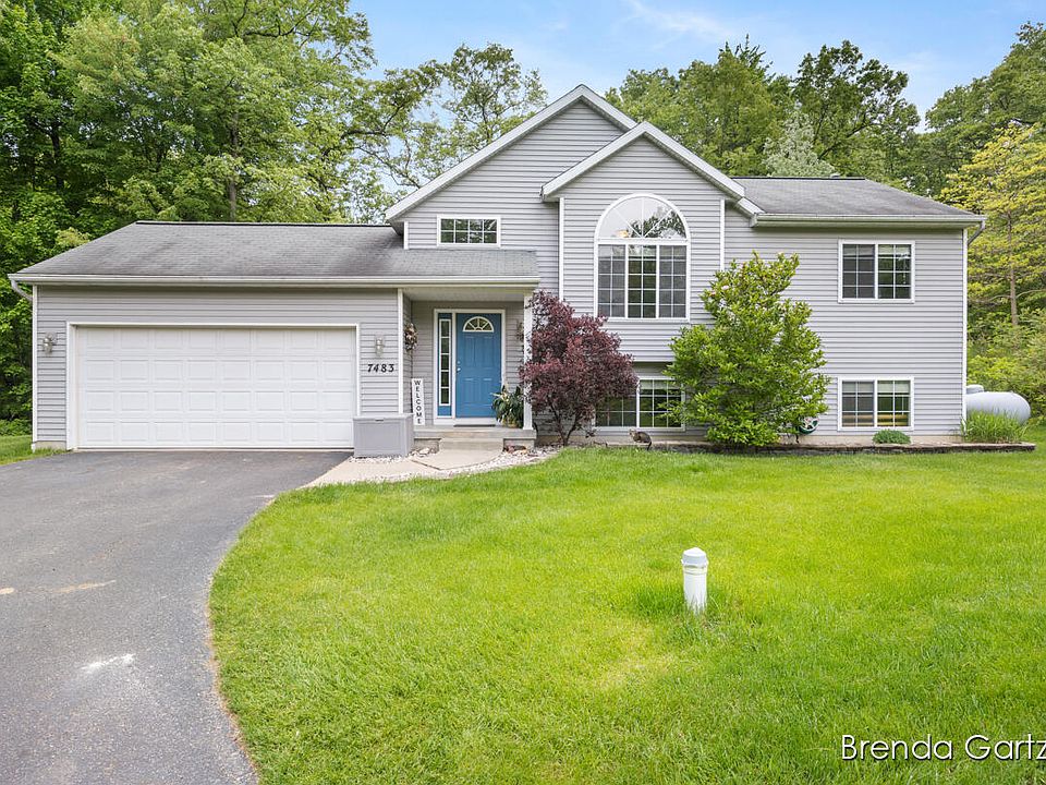 1st image of 7483 E Oakridge Ct