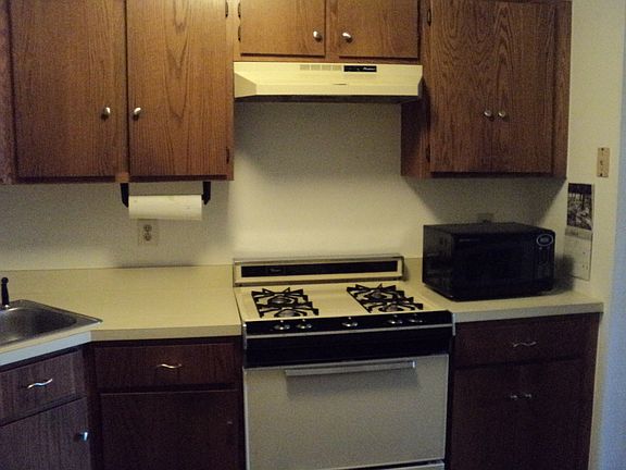 kitchen/stove