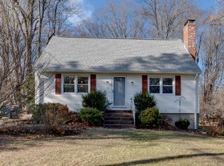 29 Carol Dr, Tolland, CT 06084