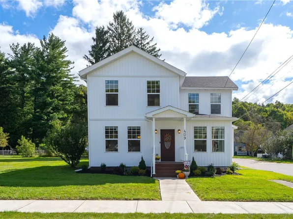 409 Seneca Rd, Hornell, NY 14843