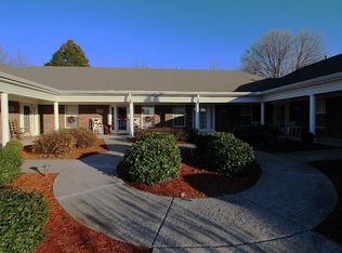 8314 Delta Cir, Louisville, KY 40228