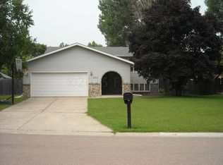 2313 18th Ave S, Fargo, ND 58103
