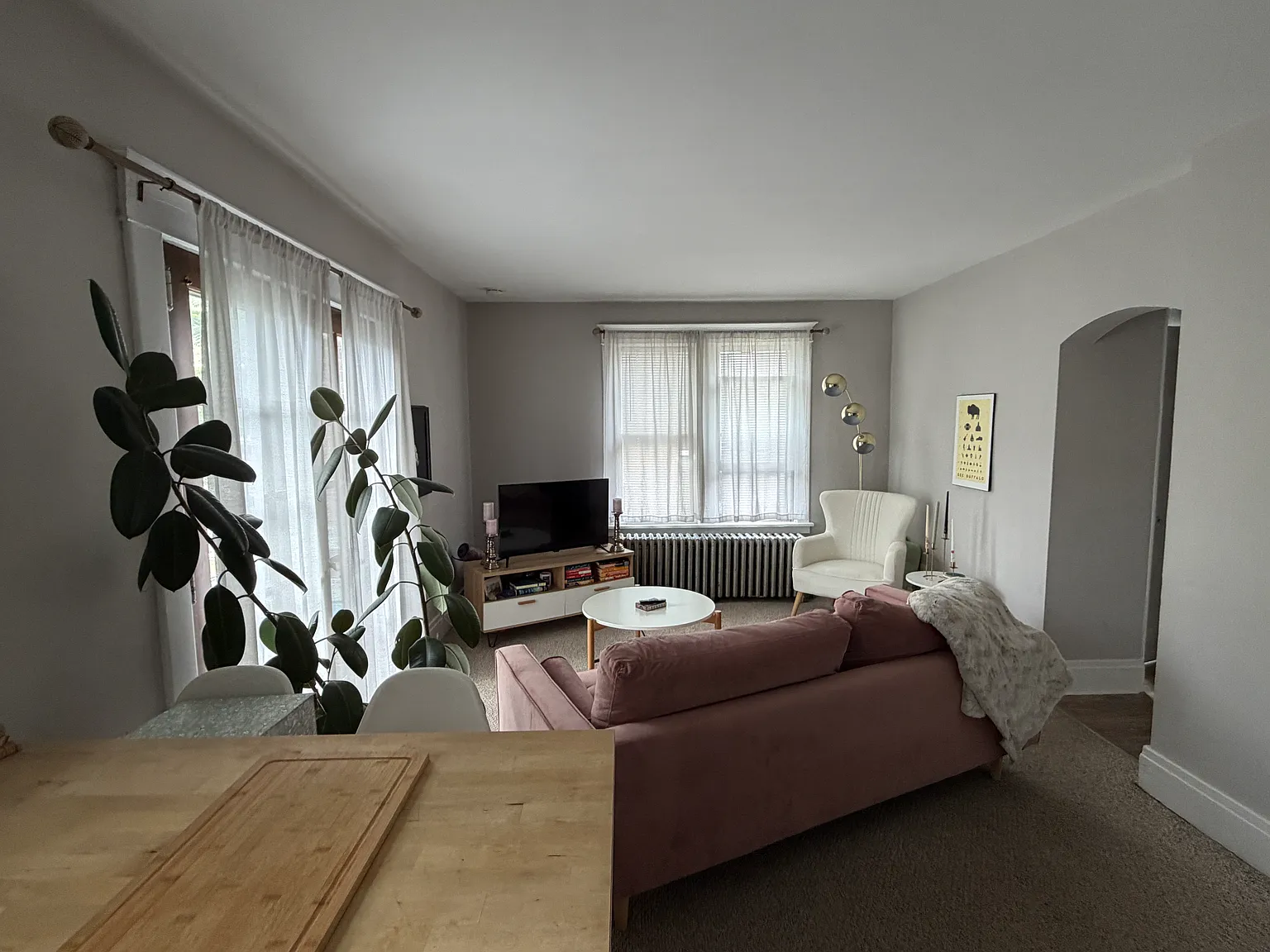 1 bed, $1,200 — Photo 4