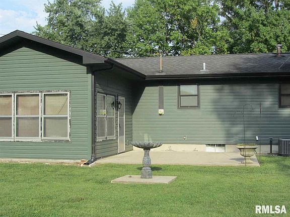 4th image of 202 N Harris St