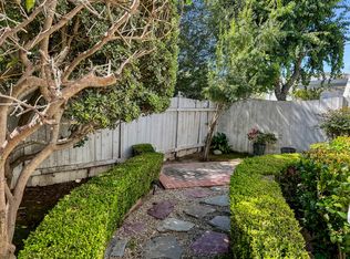 615 Acacia Ave #1/2, Corona Del Mar, CA 92625