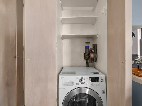 134 Baltic Street image 8 of 12