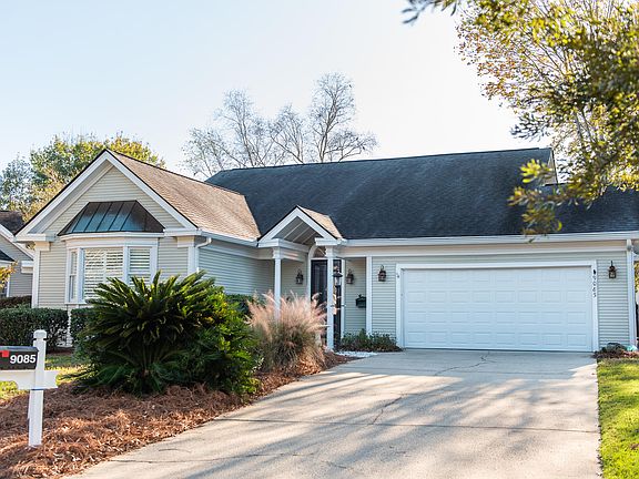 2nd image of 9085 Hadley Ct