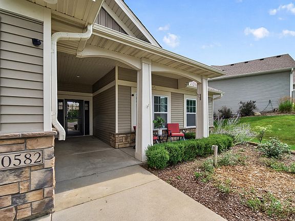4th image of 20582 Kaiser Way