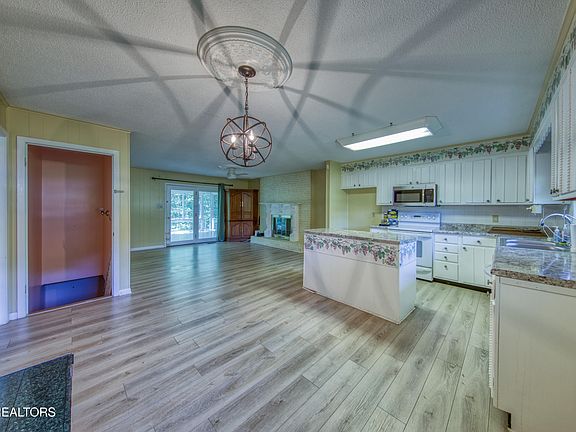 4th image of 4308 Larigo Dr