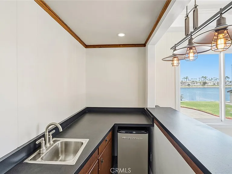 337 La Verne Ave — Photo 36