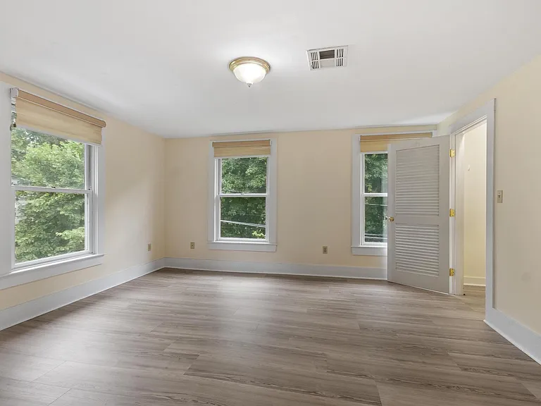 11 Chadwick St #11 — Photo 15