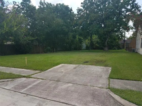 212 Alastair Dr, Pasadena, TX 77506