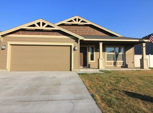 3921 Montgomery Ln, Pasco, WA 99301