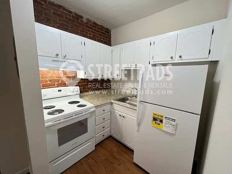 50 S Huntington Ave #12 — Photo 1