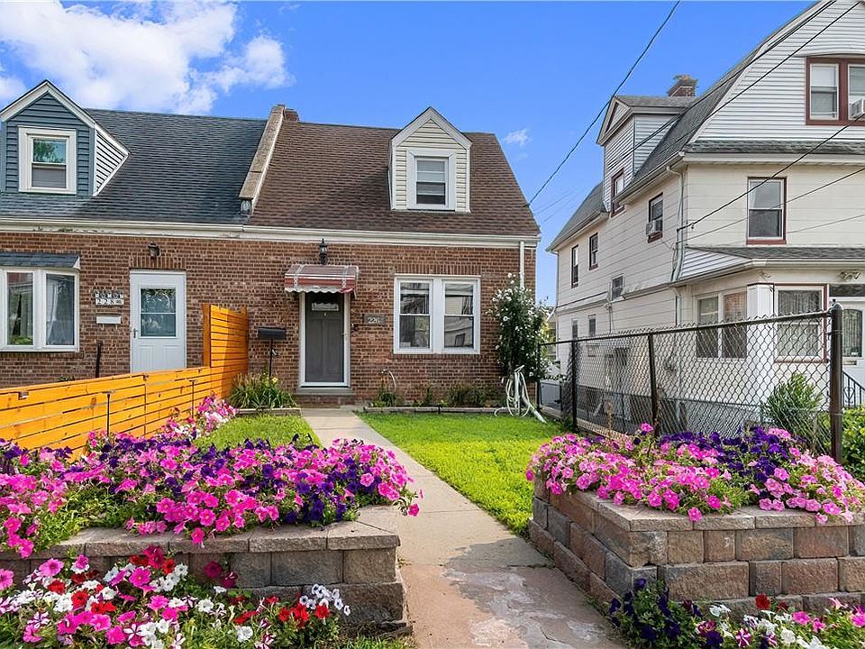 1st image of 226 Roberts Avenue