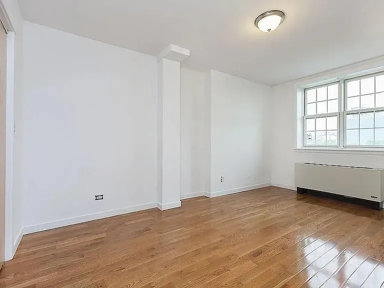 25-27 Astoria Blvd S #3C — Photo 6