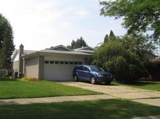 36663 La Marra Dr, Sterling Heights, MI 48310