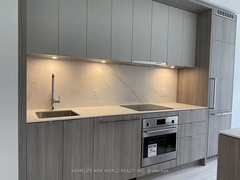 6 Greenbriar Rd #209 — Photo 17