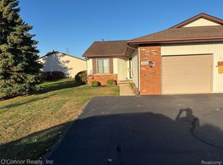 1936 Michigan Ave, Marysville, MI 48040