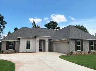 159 Lessie Dr, Stonewall, LA 71078